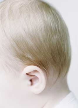小儿中耳炎是什么症状?