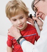 秋冬季孩子多发渗出性中耳炎治疗需及时