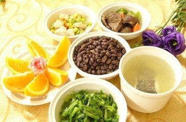 喉咙不舒服当心声带小结，需治！
